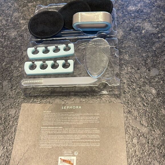 Sephora 8 piece nail prep kit with glass file, glass pedi file, toe separators + - Picture 4 of 4